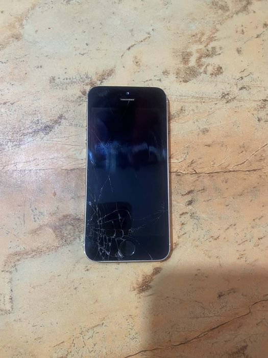 Vând 2 Telefoane IPhone