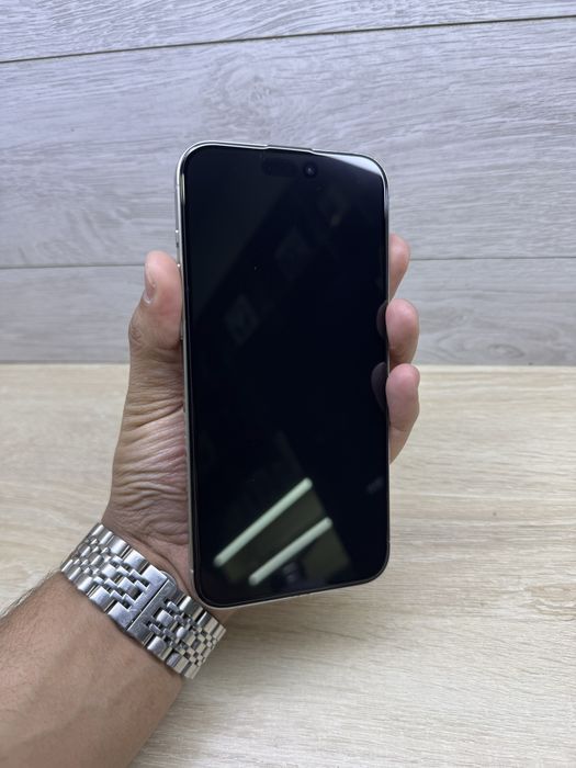 Продаю iphone 15 pro max 1tb