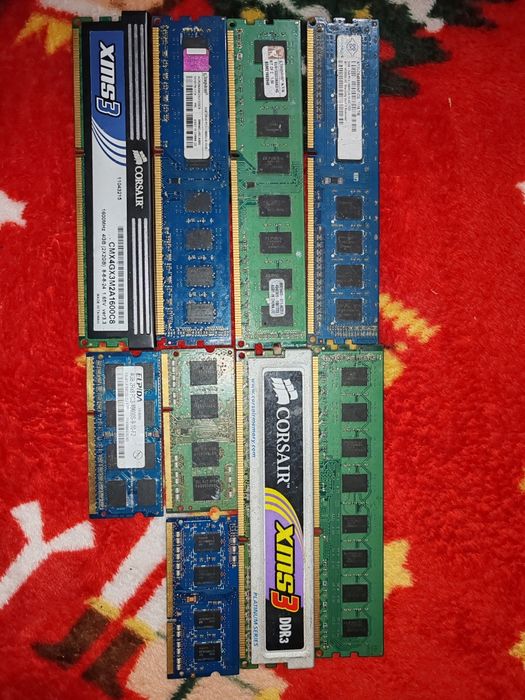Rami ddr3. Lot toate la 150 lei. Nu stiu starea lor