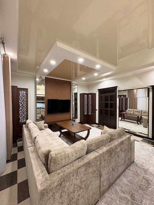 2х комнатная Шайхантахурский Район Высокопотолочка 2/2/4 Лабзак