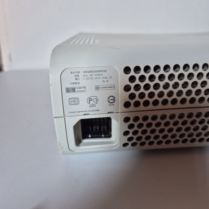 Consola Xbox 360 Fat Alba