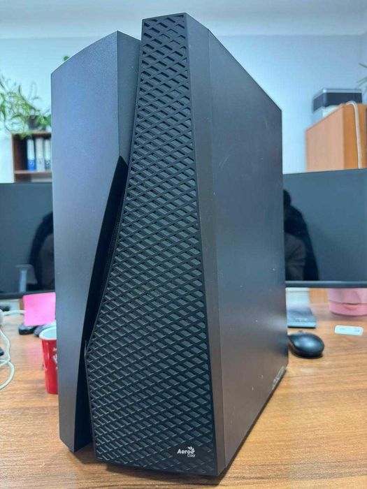 ПК AMD Ryzen 7 3700х 16Gb Gygabyte Radeon RX6600XT 8Gb GDDR6 ssd 256Gb