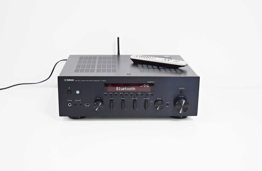 Amplificator Yamaha R-N 602, Receiver Bluetooth, Wi-Fi, DAC