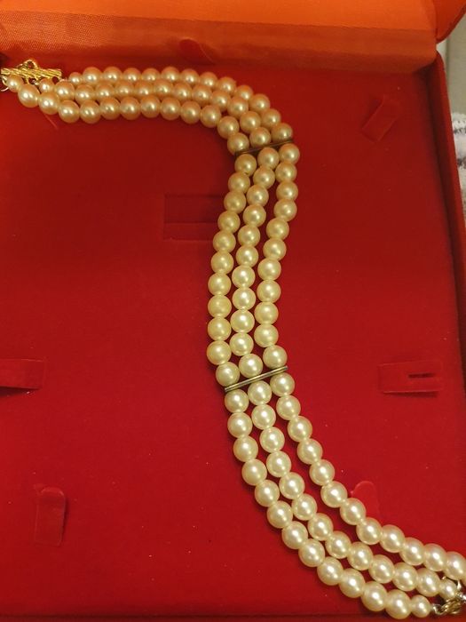 Colier auriu cu perle