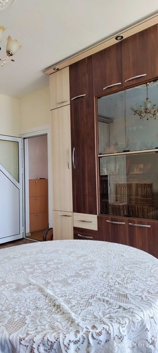 Дава се под наем Двустаен апартамент в Варна, Трошево - 40 кв.м за 260 € - Снимка #2