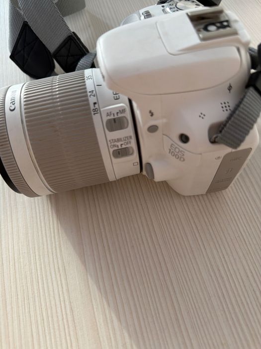 Фотоаппарат canon 100 d