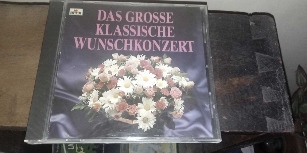 Продавам 4-ри оригинални диска с класическа музика по 3лв. за диск