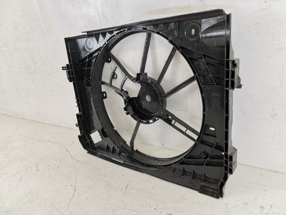 Electroventilator Renault  Clio 4 [facelift] 2016 2017 2018 2019 Origi