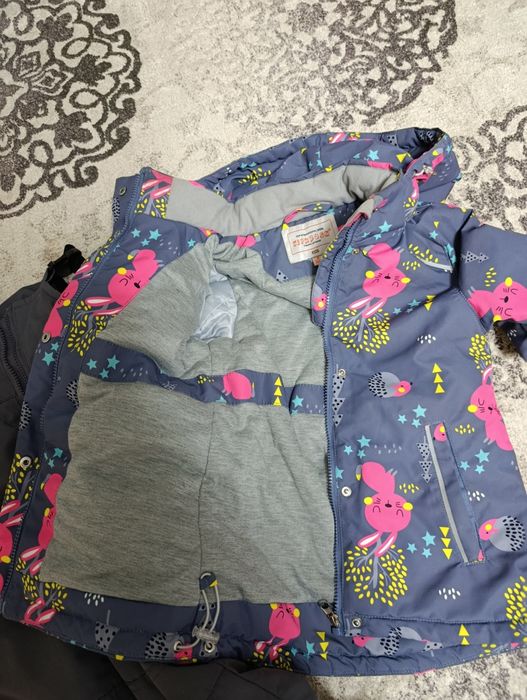 Продам комбинезон на девочку