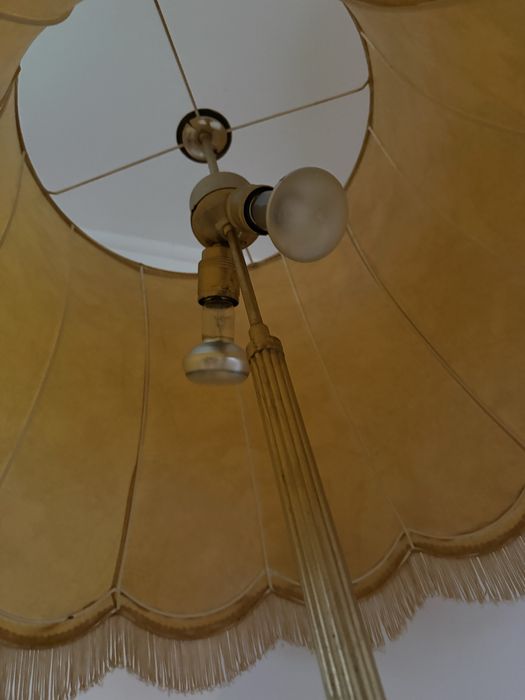 Lampa vintage de podea
