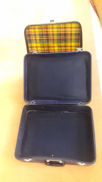 Сумки женские молодежные и чемоданы