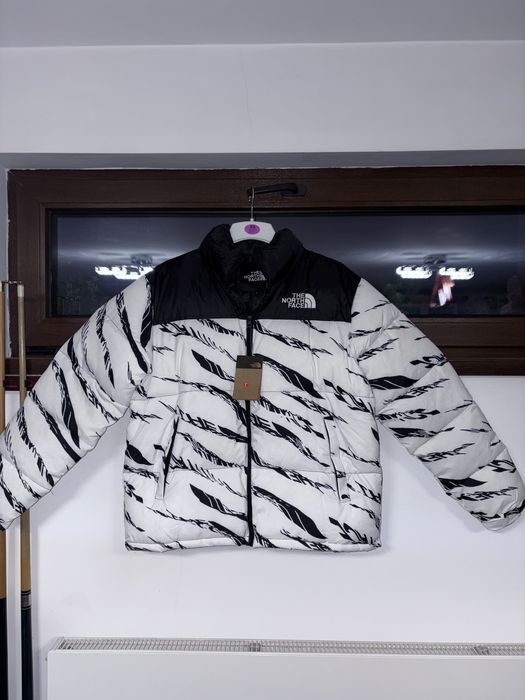 Geacă L The North Face zebra alb albă negru neagră