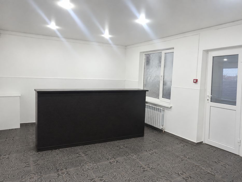 Сдам коммерческое помещение