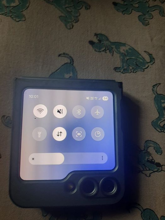 Schimb Samsung Z flip 6