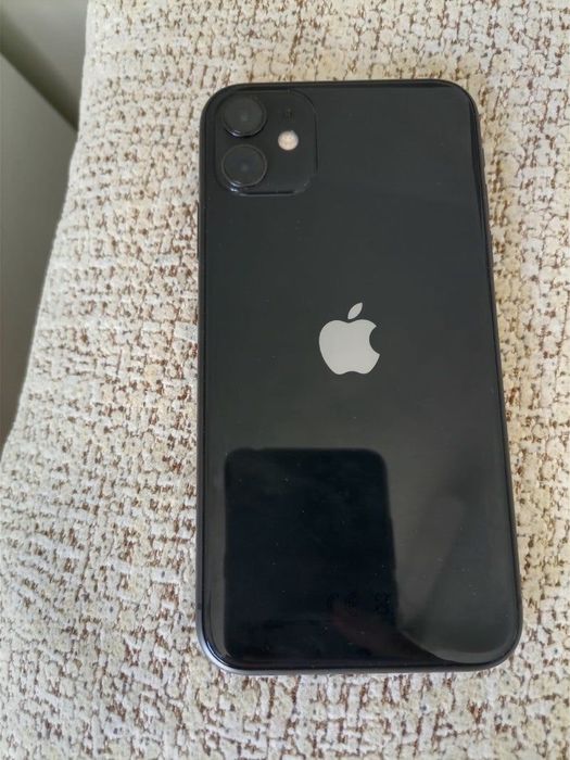 Iphone 11 128gb аккумулятор 77% в хорошем состояний