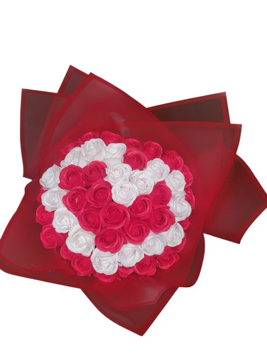 Buchet 51 trandafiri de sapun