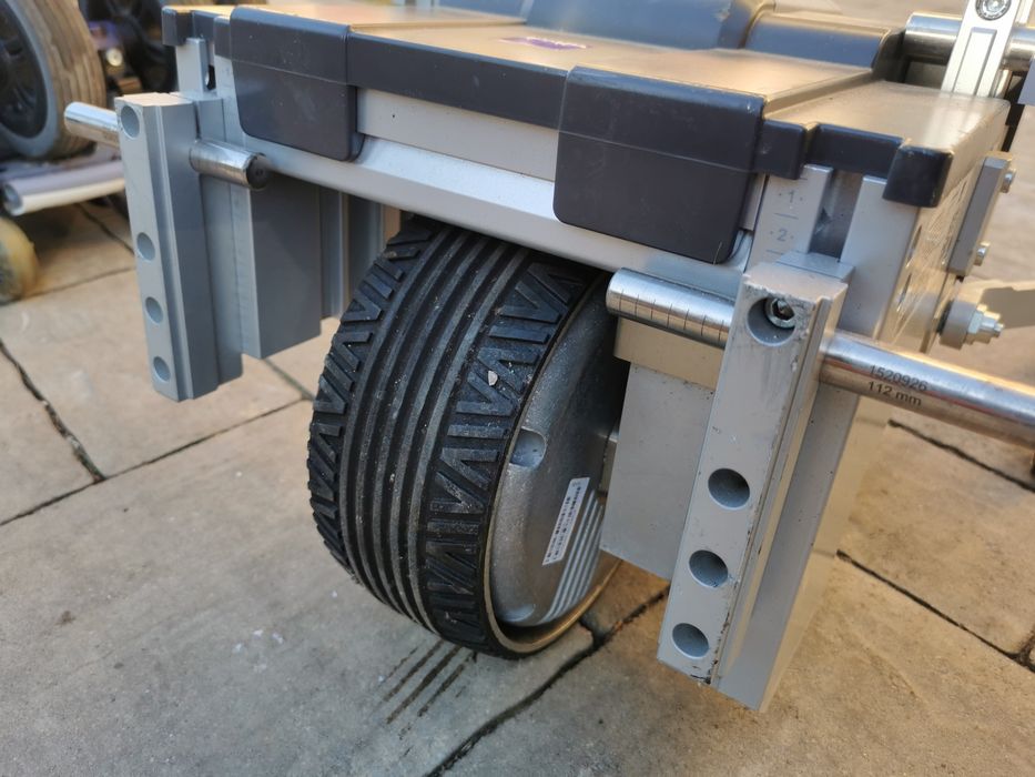 Dispozitiv de împins carut carucioare handicap Alber Viamobil V25