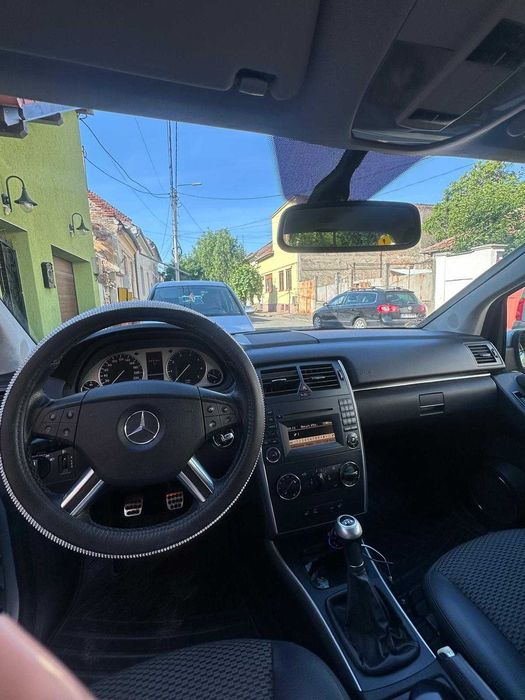 MERCEDES-BENZ B-Class 2010 — imagine 4