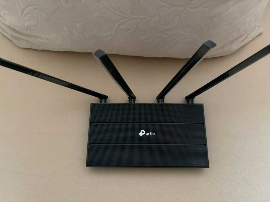 TP-Link Archer C80 AC1900 – гигабитов Wi-Fi рутер, 4 антени, отлично състояние