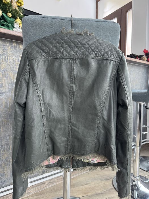 Geaca piele naturala Guess