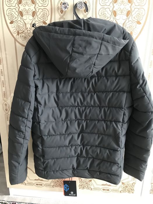 Осенняя мужская куртка