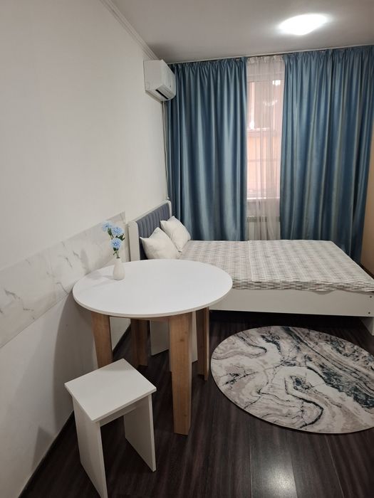 Сдам по суточно квартиру