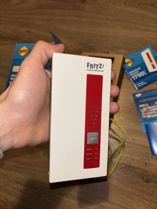 Wi-Fi усилвател FRITZ! Repeater 1750E – Mesh, Dual Band AC1750