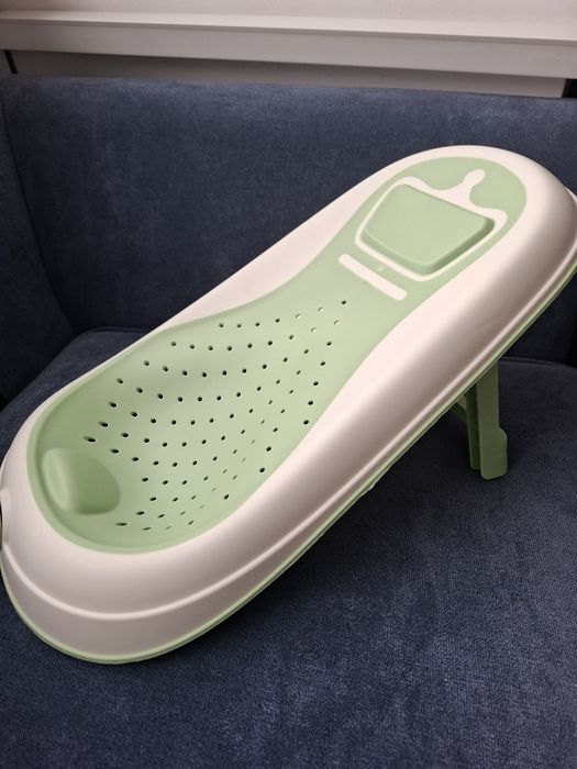 Шезлонг за къпане на бебе + подарък