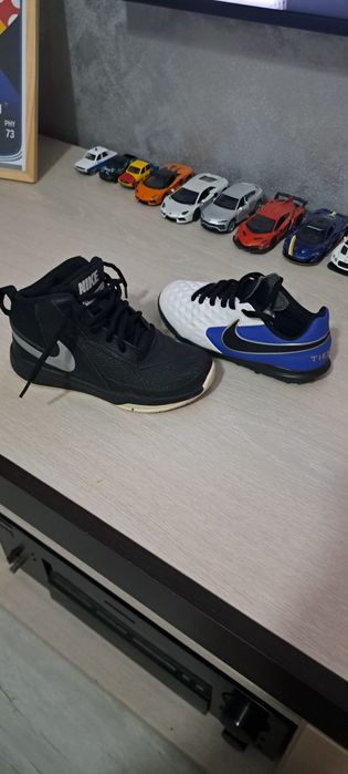 Adidasi copiivind icaltaminte copiii in perfecta stare fără rupturi