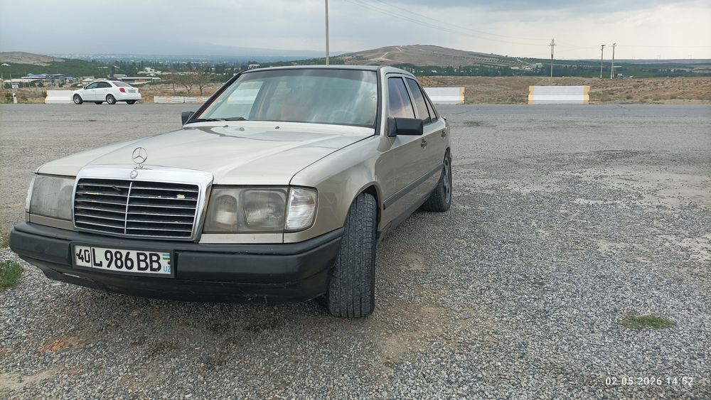 Mersedes Benz 124