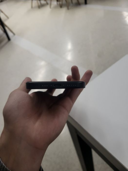 Iphone 16 на гарантий идеал