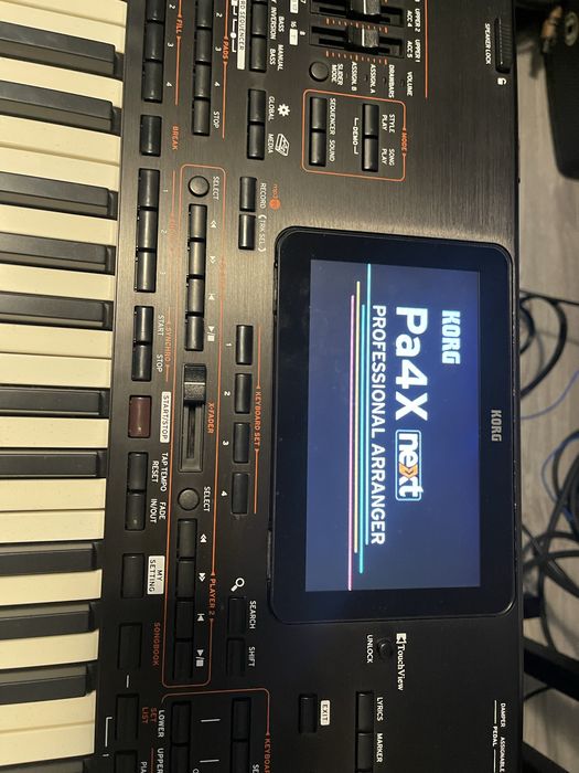 Korg pa4x 76 stare ca noua