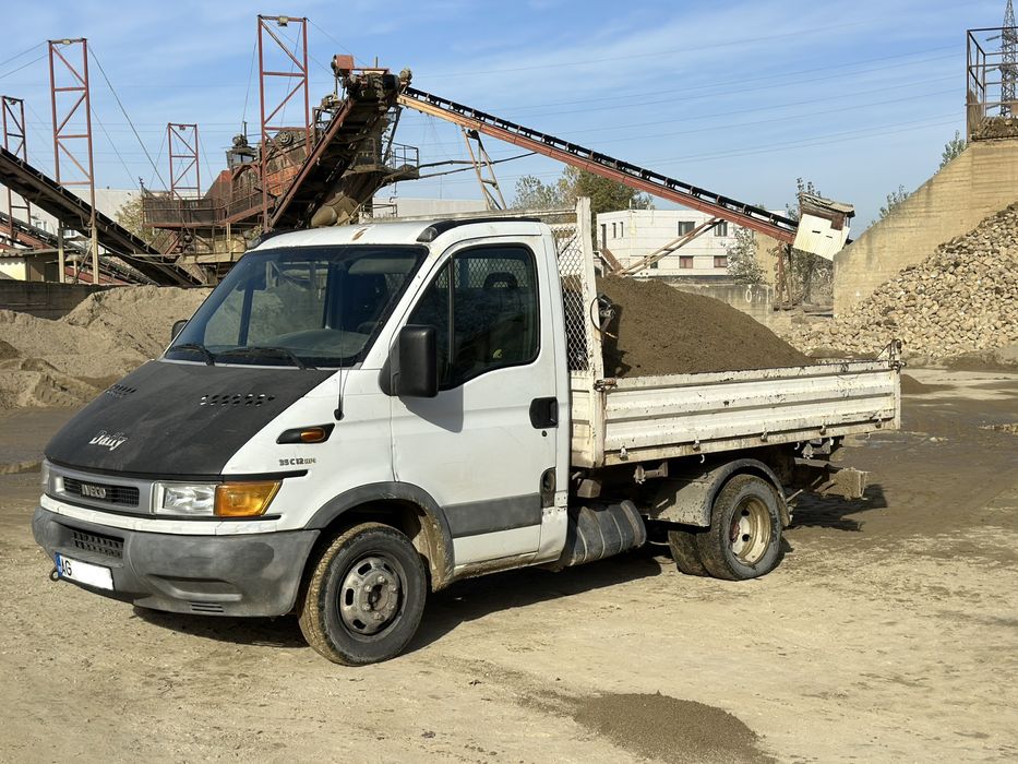 Vând agregate de balastieră piatra nisip pamant umplutura/curte chisai