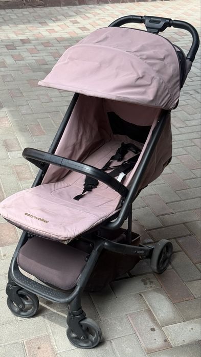 Прогулочная коляска Easy walker Miley