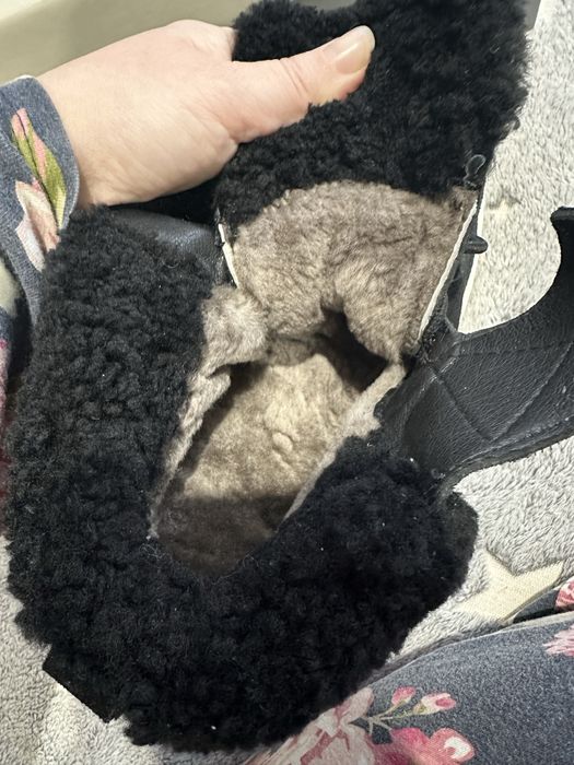 Зимние женские ботинки