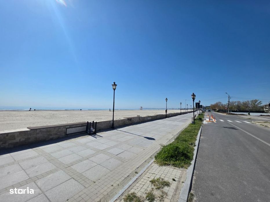 Teren de vanzare in Mamaia Nord la 400m de plaja - Deschidere de 28,4M