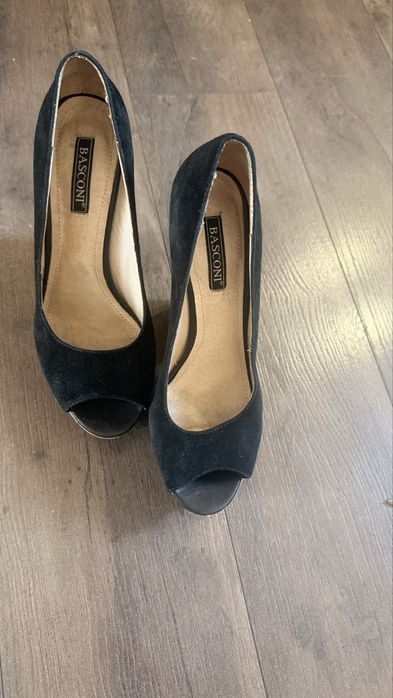 Босоножки Basconi 36