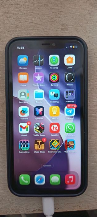 iPhone 11 с гарантией