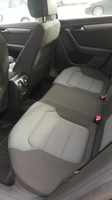 VW Passat  B7 Proprietar Berlina 2.0 TDI manuală