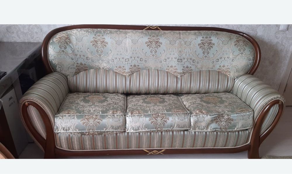 Продам мягкий уголок