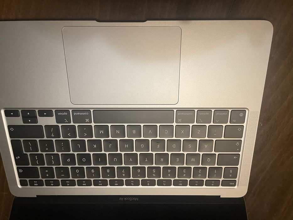 Macbook air 13 256 gb + magic mouse