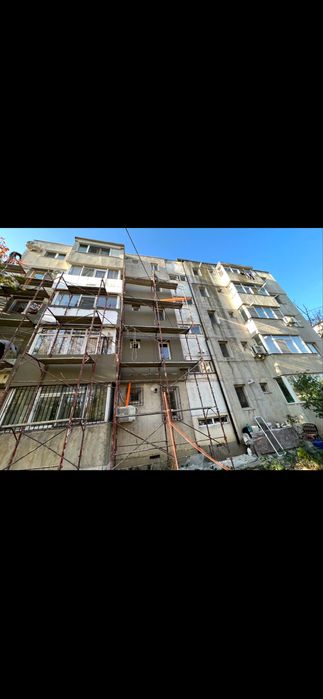 Placam cu polistiren Apartamente , Case , Vile , Blocuri atat cu schela cat si cu alpinisti in Ham ! Termoizolatii , Hidroizolatii , Vata Bazaltica