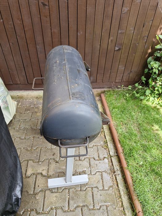 Gratar cu capac facut pe comanda