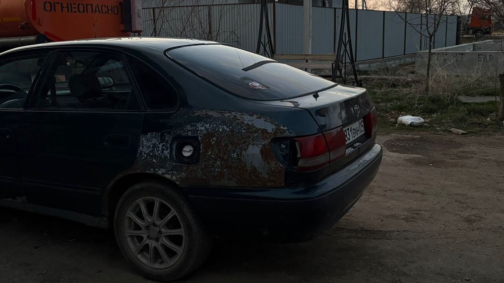 Продам авто карина е