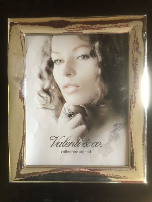 Ramă argintie pentru fotografie