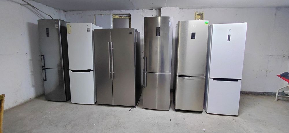 Холодильник рабочи