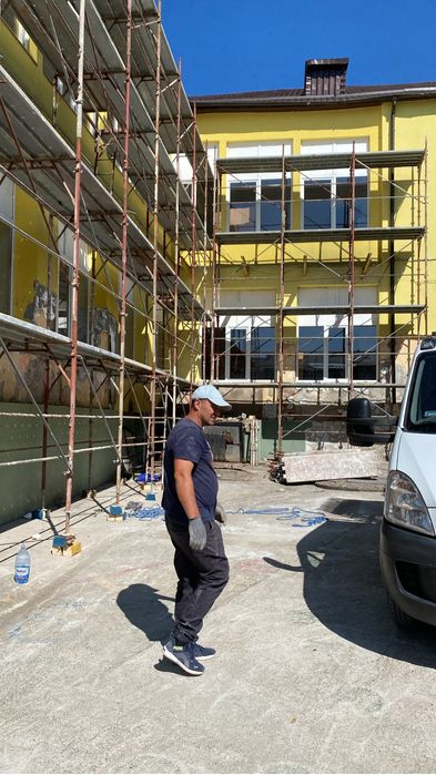 Inchiriez schela meralica, schela de inchiriat