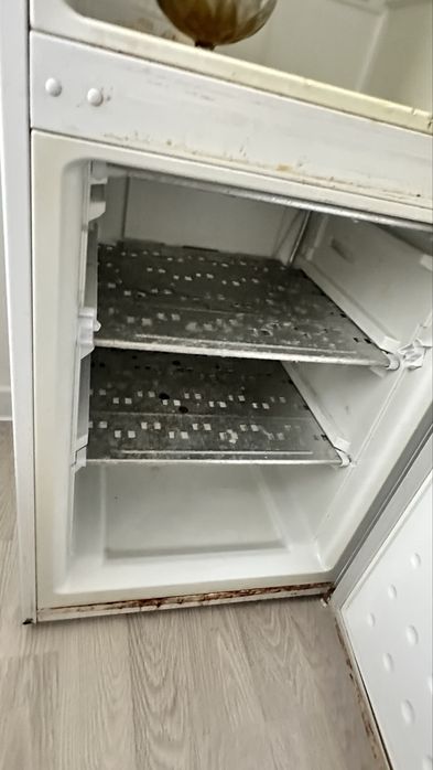 Холодильник bekо.