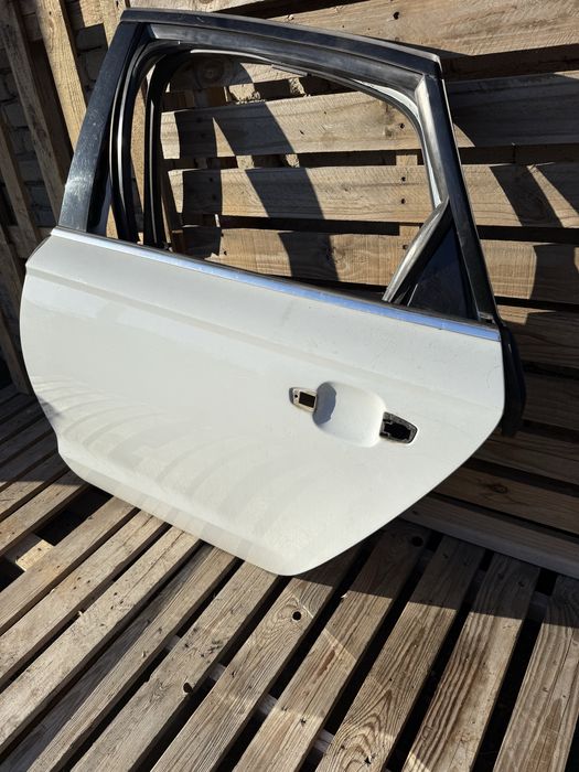 Задна лява врата за audi a6 c7.5 c7