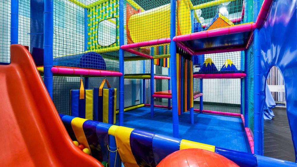 Лабиринты и игровые зоны